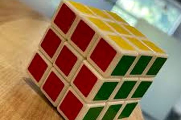 رکورد جهانی گینس شکسته شد: حل مکعب روبیک در ۰٫۱ ثانیه توسط ربات