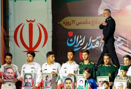 ساختار جدید نیروهای مسلح/ تفکر همه جانبه به جای نگاه تقلیل‌گرایانه