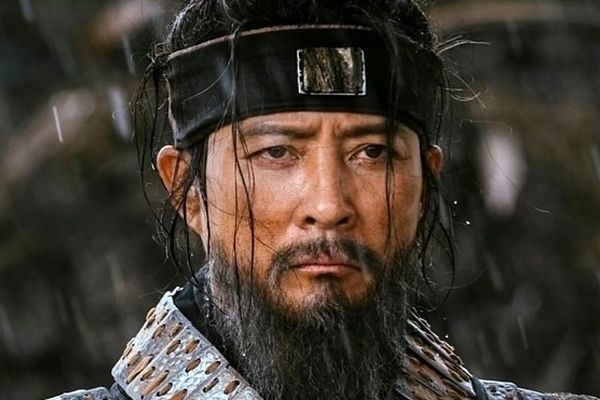 شمایل باورنکردنی «جانگ بوگو» در ۶۳ سالگی